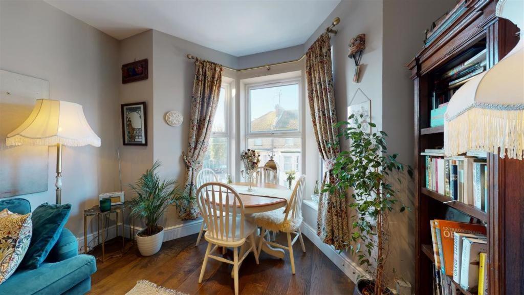 Boutique Margate Abode Apartment Екстериор снимка
